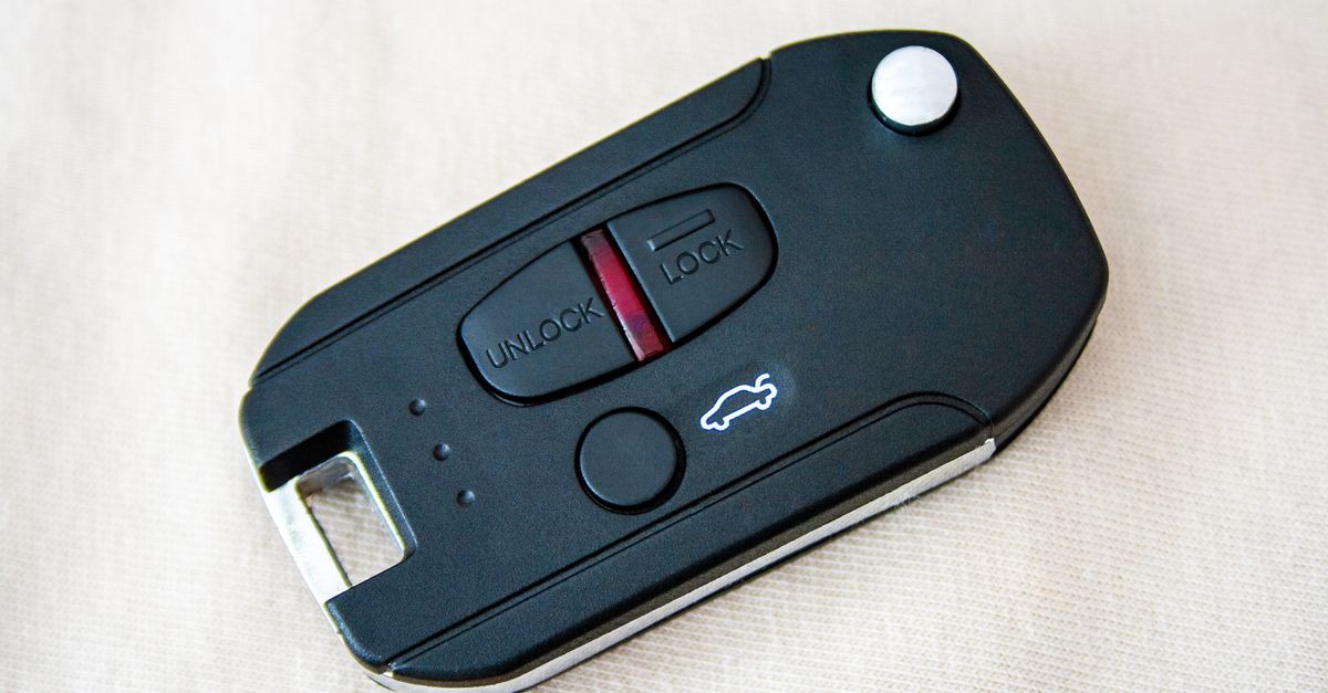Nissan car key fob — Maplewood Locksmith