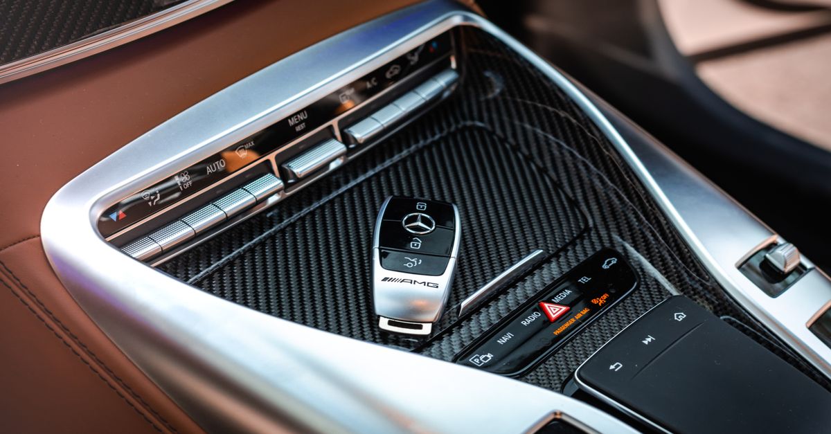 Toyota car key fob — Maplewood Locksmith
